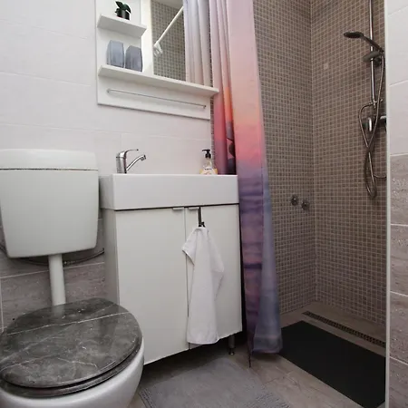 Appartement Tomi *